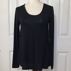 Daily Practice Black Long Sleeve Scoop Neck Women's Top size Small